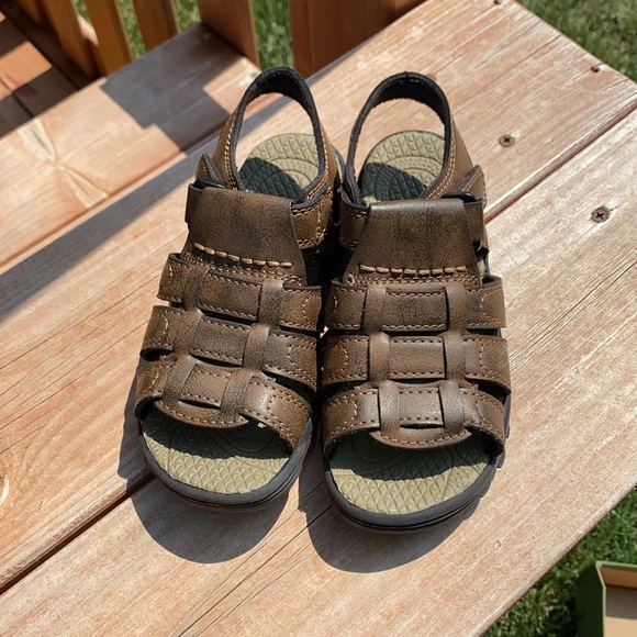 Beaver Creek Sandals - Picture 3 of 8